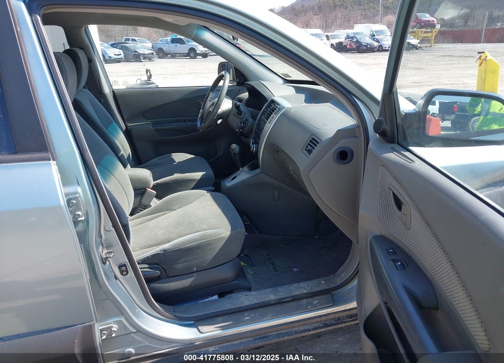 2007 HYUNDAI TUCSON VIN: KM8JN72D87U669954
