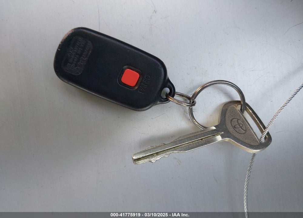2001 TOYOTA CAMRY VIN: JT2BF22K310299589