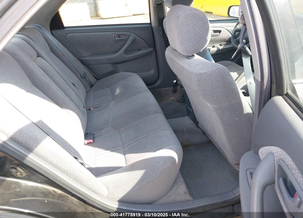 2001 TOYOTA CAMRY VIN: JT2BF22K310299589