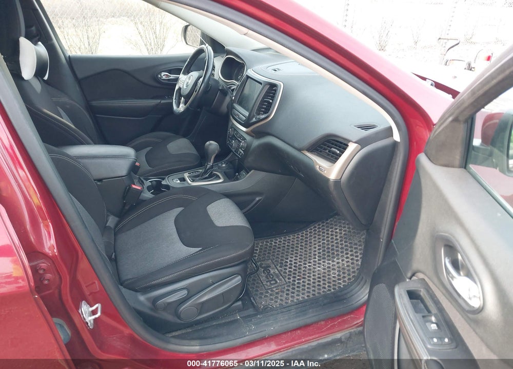 2014 JEEP CHEROKEE VIN: 1C4PJMCBXEW260118