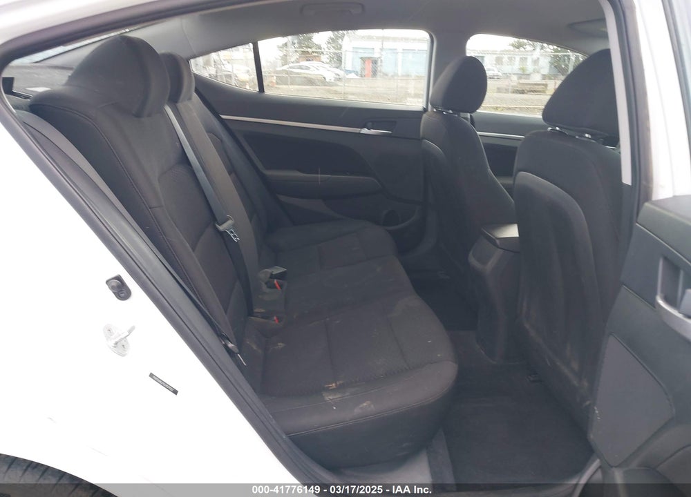 2020 HYUNDAI ELANTRA VIN: 5NPD84LF5LH579222