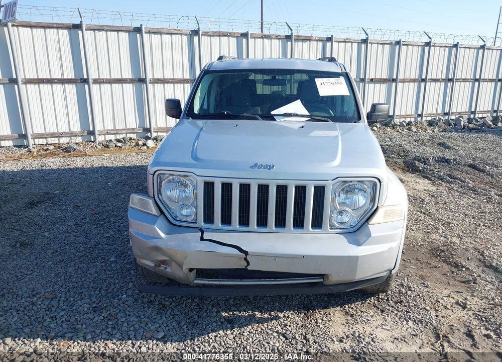 2008 JEEP LIBERTY VIN: 1J8GP28K08W103562