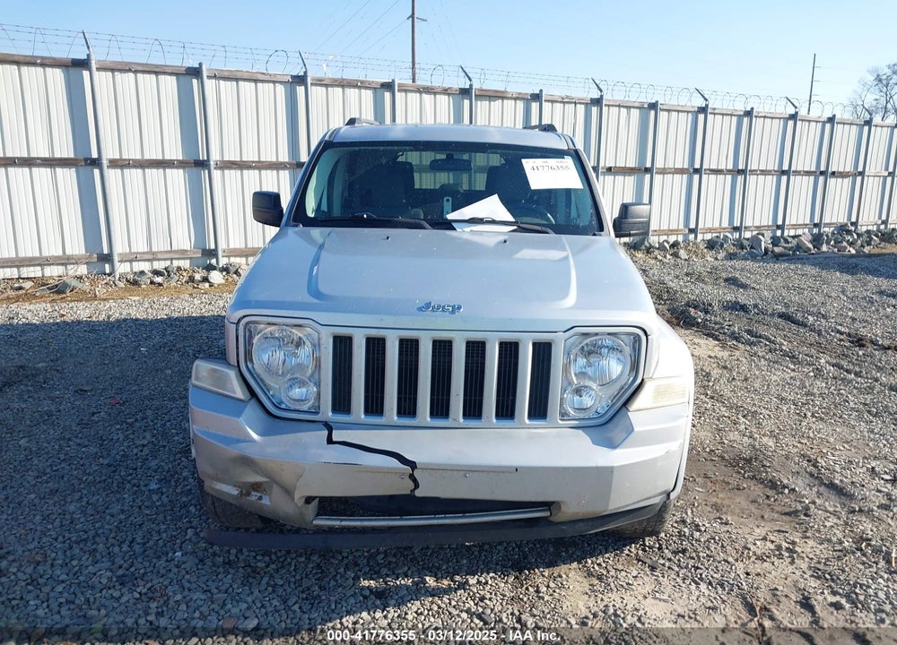 2008 JEEP LIBERTY VIN: 1J8GP28K08W103562