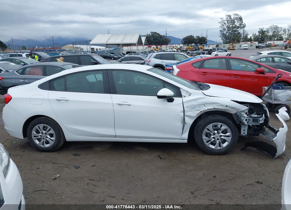 2019 CHEVROLET CRUZE VIN: 1G1BC5SM5K7120750