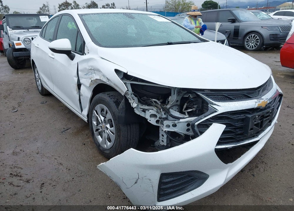 2019 CHEVROLET CRUZE VIN: 1G1BC5SM5K7120750