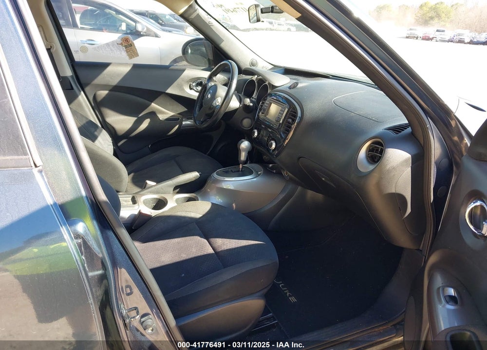 2012 NISSAN JUKE VIN: JN8AF5MR5CT118092