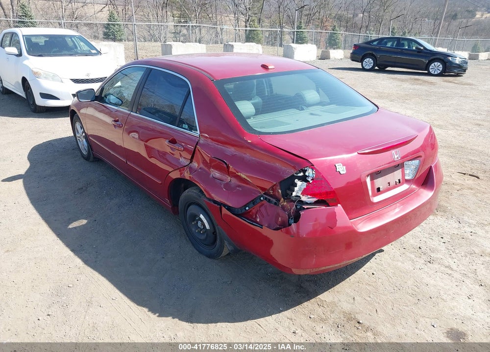 2007 HONDA ACCORD 2.4 EX VIN: 1HGCM56857A105649