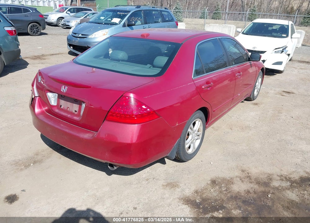 2007 HONDA ACCORD 2.4 EX VIN: 1HGCM56857A105649