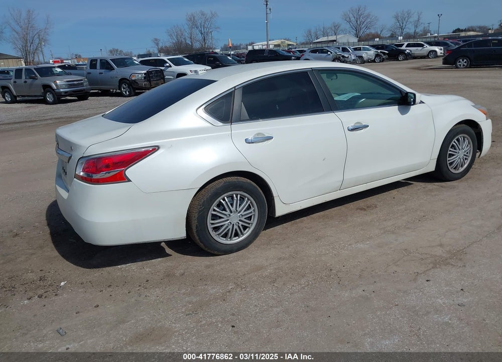 2015 NISSAN ALTIMA VIN: 1N4AL3AP3FC215944