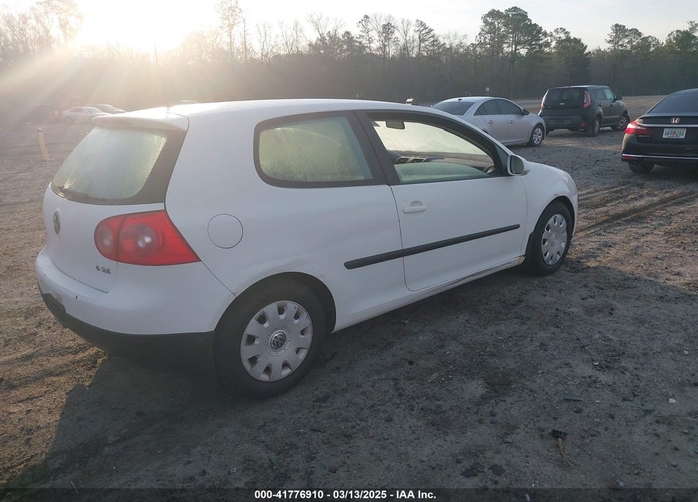 2008 VOLKSWAGEN RABBIT VIN: WVWAA71K58W015208