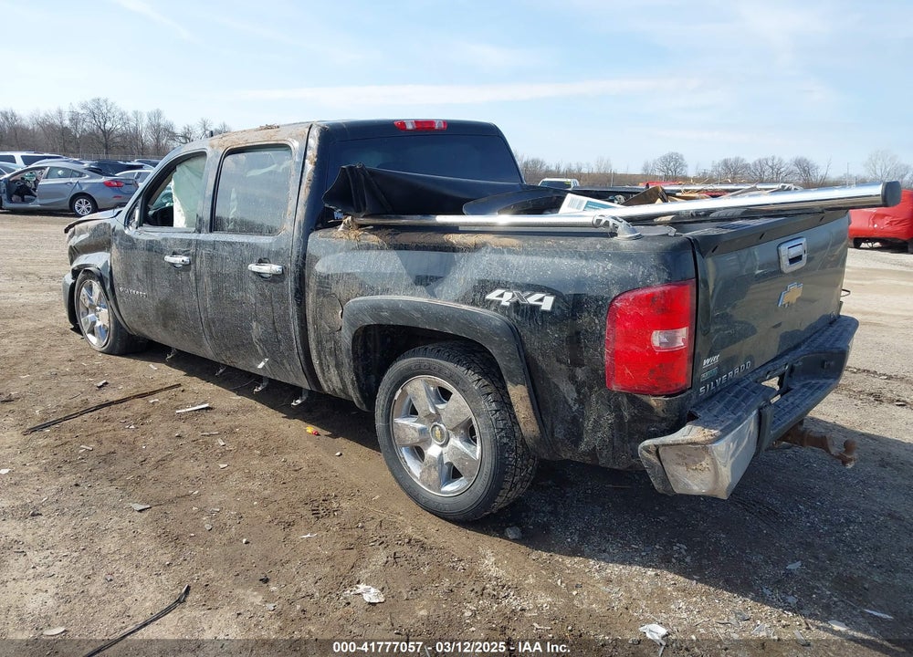 2011 CHEVROLET SILVERADO 1500 LT VIN: 3GCPKSE38BG194170