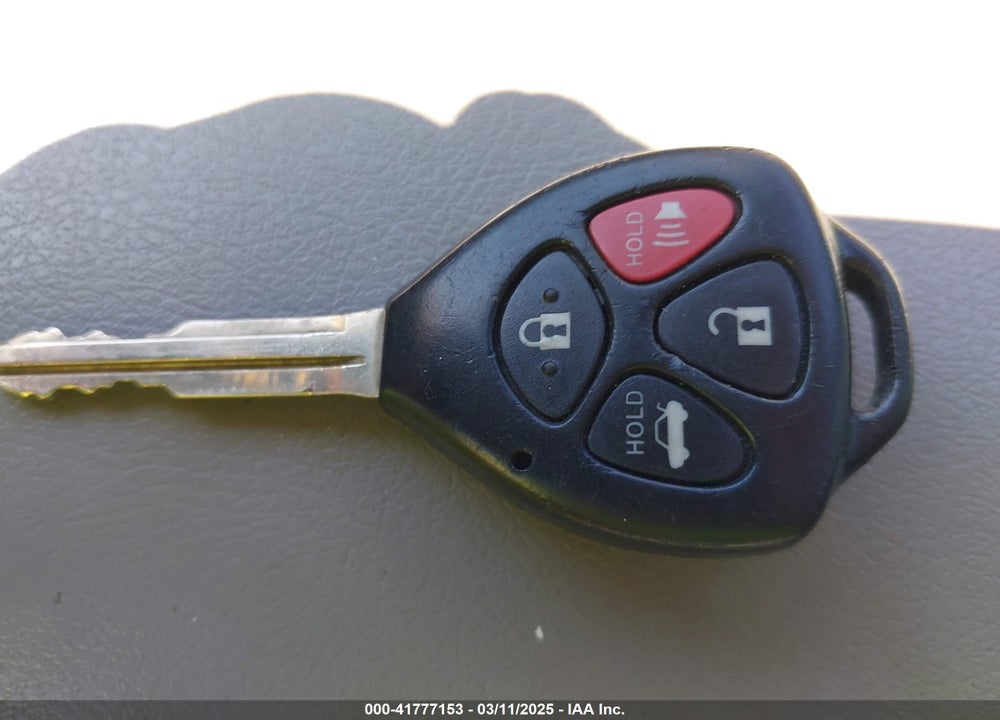 2011 TOYOTA CAMRY LE VIN: 4T1BF3EK9BU705003
