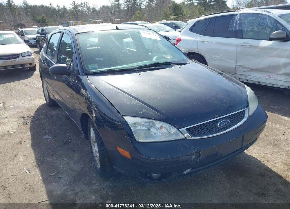 2005 FORD FOCUS ZX5 VIN: 3FAFP37N35R123622