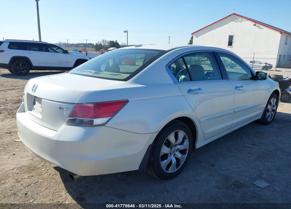2008 HONDA ACCORD VIN: 1HGCP36808A036656