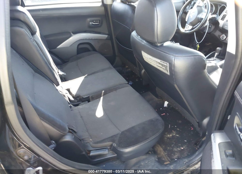 2011 MITSUBISHI OUTLANDER VIN: JA4JT5AX6BU020733