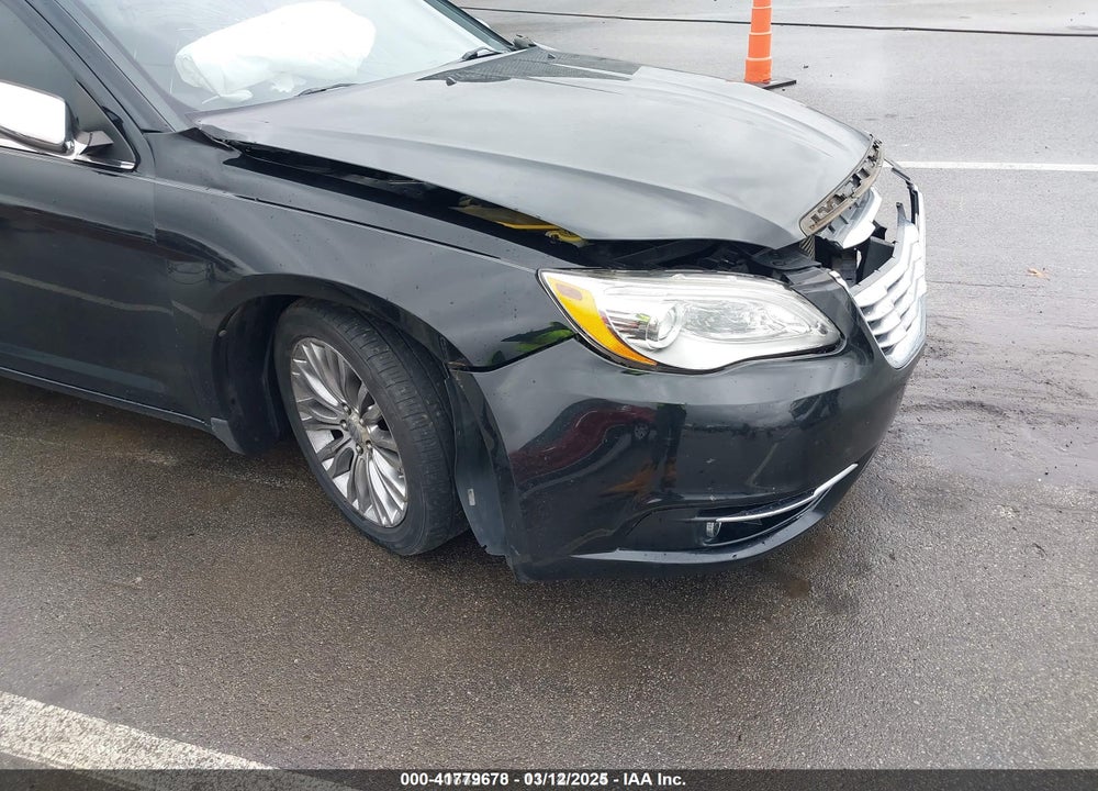 2013 CHRYSLER 200 VIN: 1C3CCBCG7DN520735