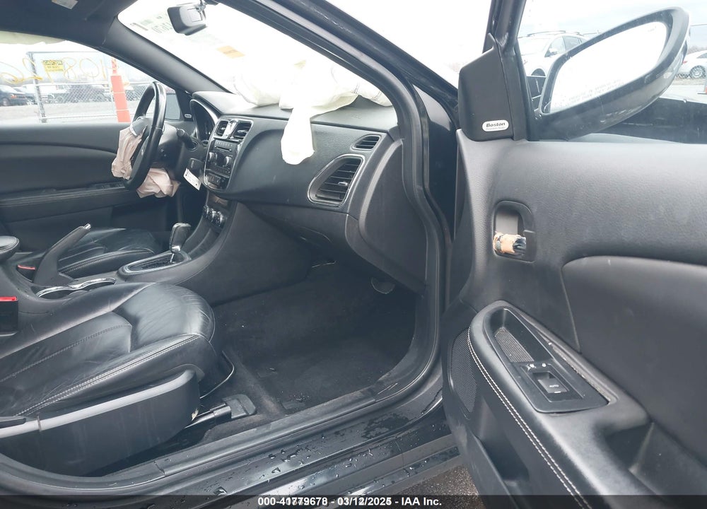 2013 CHRYSLER 200 VIN: 1C3CCBCG7DN520735