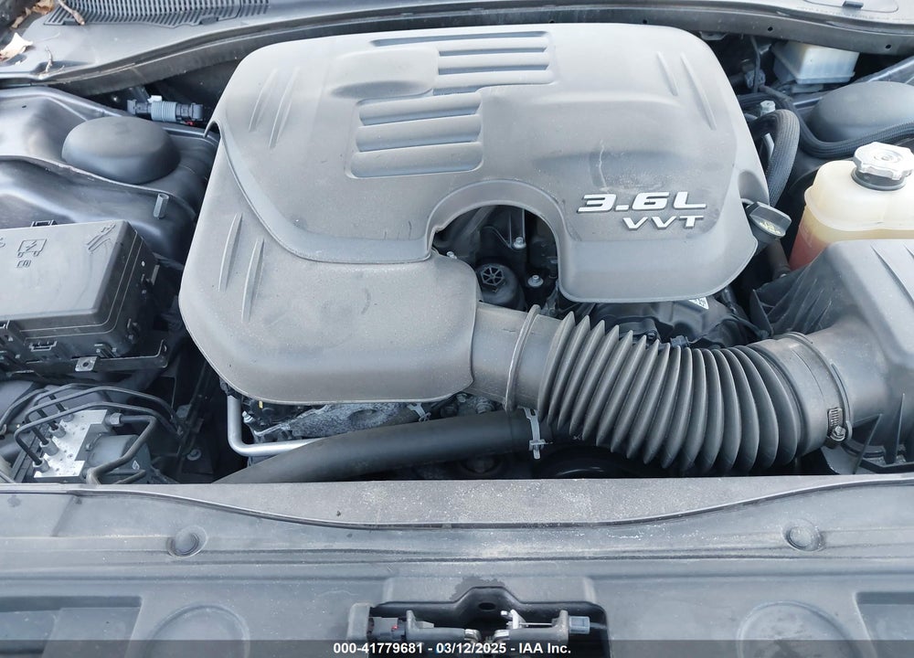 2020 CHRYSLER 300 VIN: 2C3CCAKG5LH142031