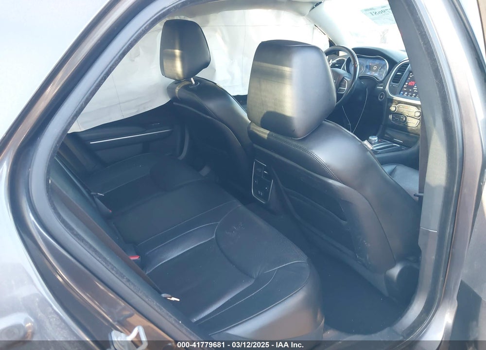 2020 CHRYSLER 300 VIN: 2C3CCAKG5LH142031