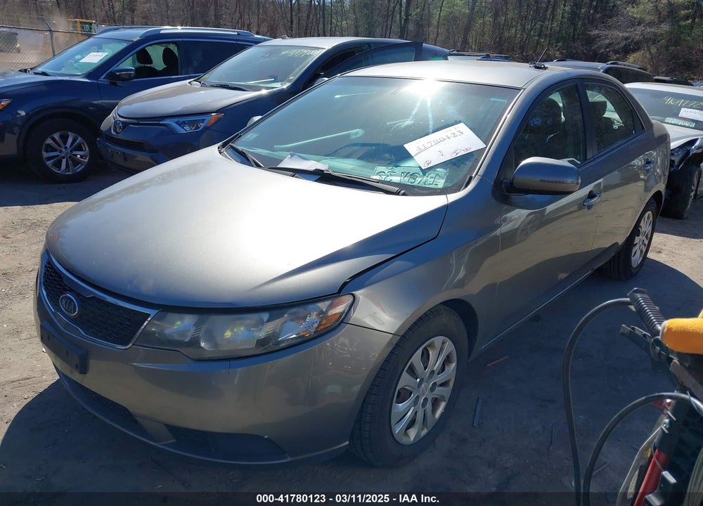 2011 KIA FORTE VIN: KNAFU4A2XB5363558