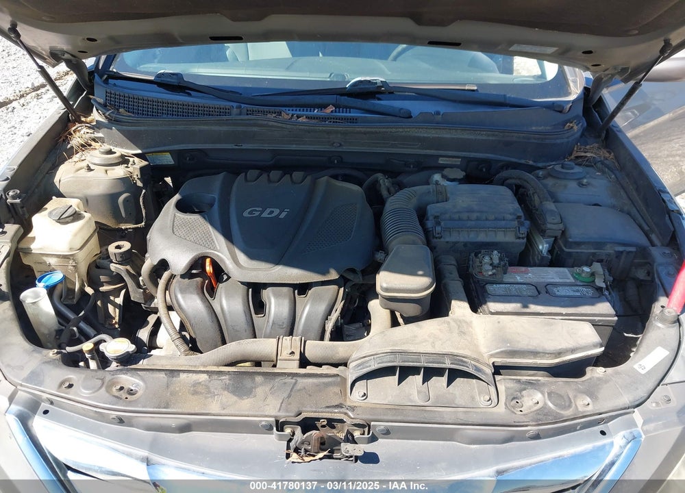 2011 HYUNDAI SONATA VIN: 5NPEB4AC0BH065923