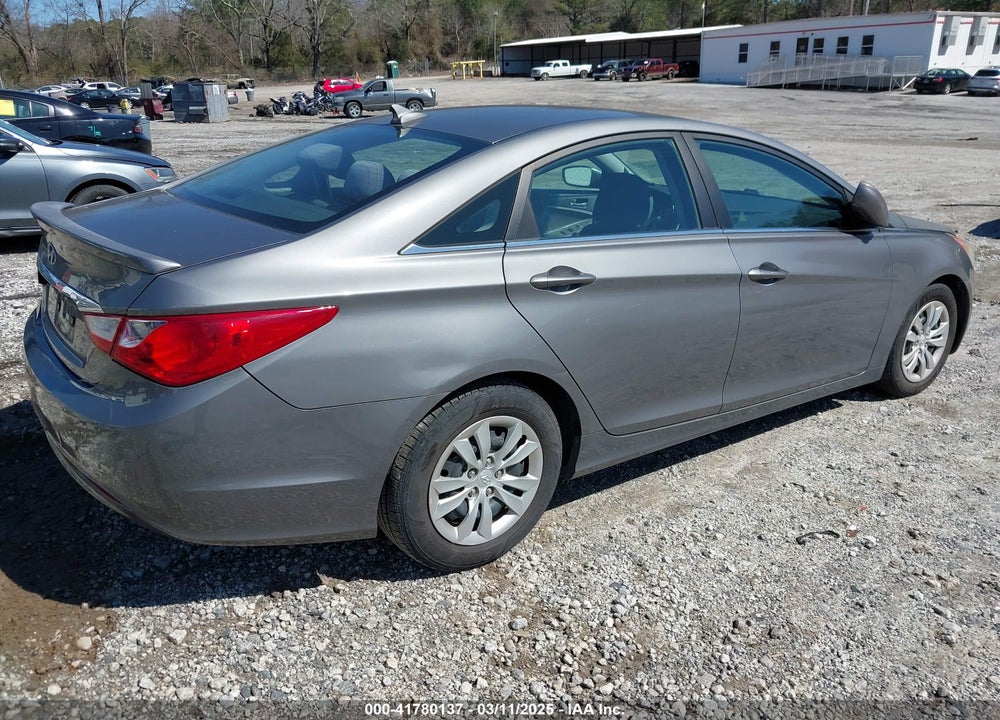 2011 HYUNDAI SONATA VIN: 5NPEB4AC0BH065923