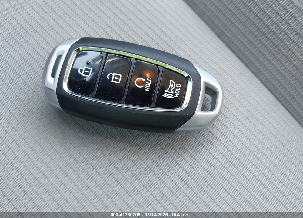 2024 HYUNDAI VENUE VIN: KMHRC8A37RU289787