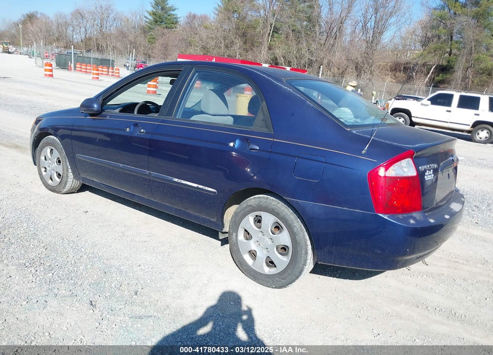 2006 KIA SPECTRA VIN: KNAFE121165251240