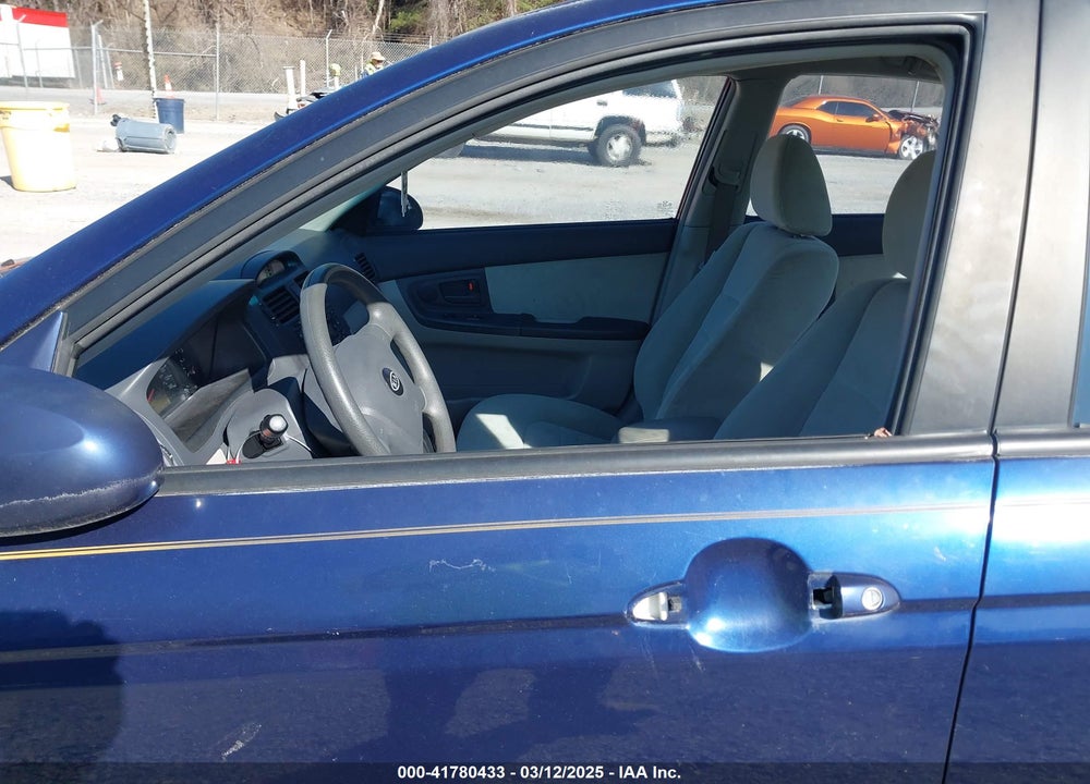 2006 KIA SPECTRA VIN: KNAFE121165251240