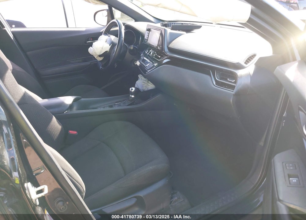 2018 TOYOTA C-HR XLE VIN: JTNKHMBX7J1004430