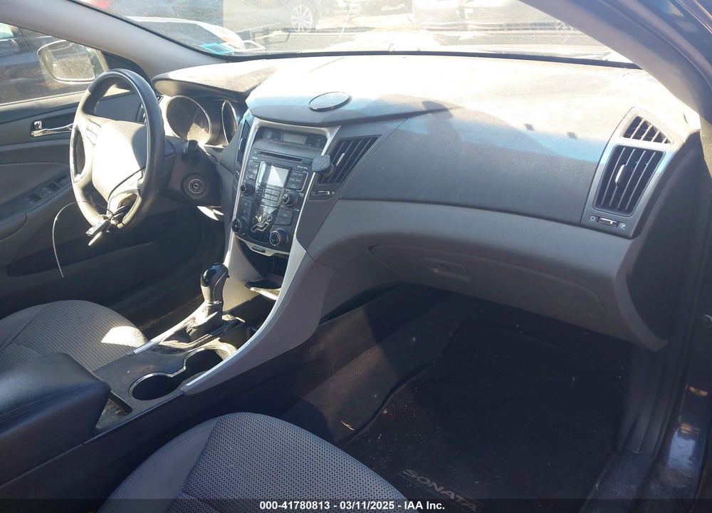 2011 HYUNDAI SONATA VIN: 5NPEB4ACXBH156214