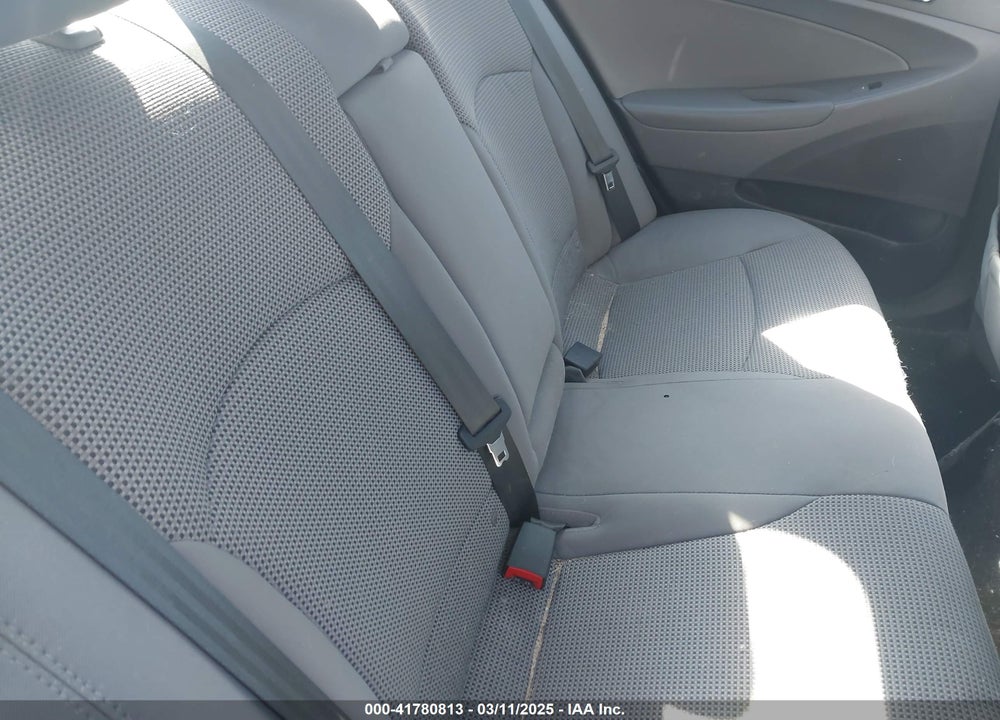 2011 HYUNDAI SONATA VIN: 5NPEB4ACXBH156214