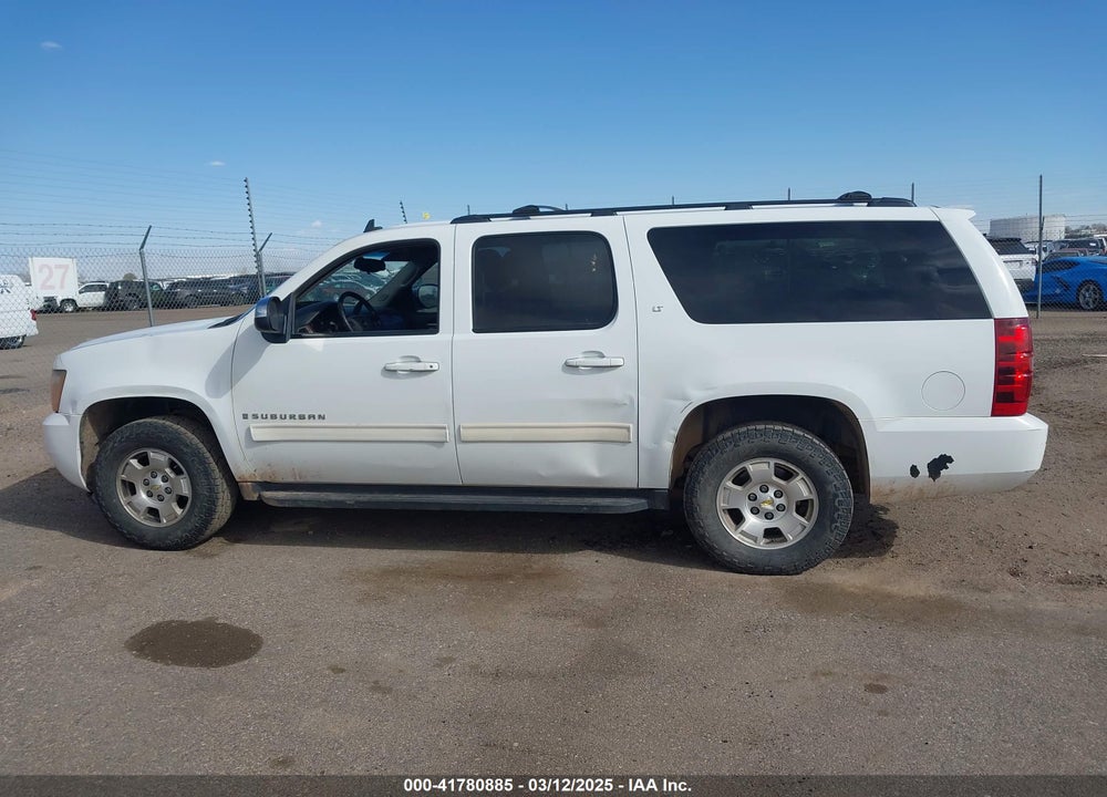 2009 CHEVROLET SUBURBAN 1500 VIN: 1GNFK26329R269571