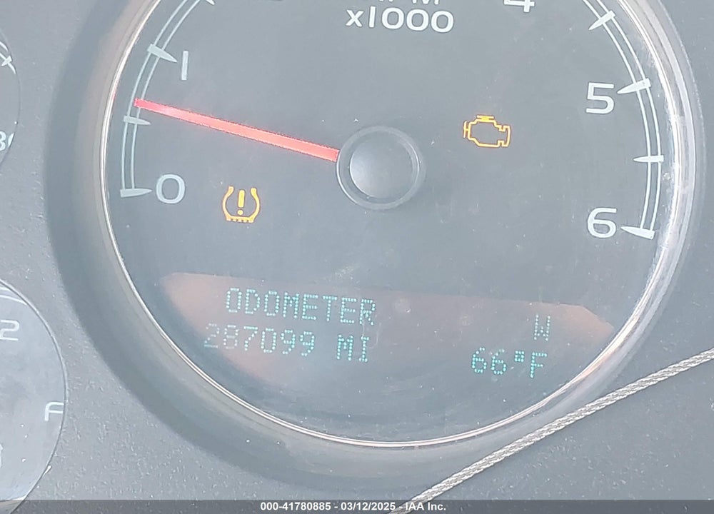 2009 CHEVROLET SUBURBAN 1500 VIN: 1GNFK26329R269571