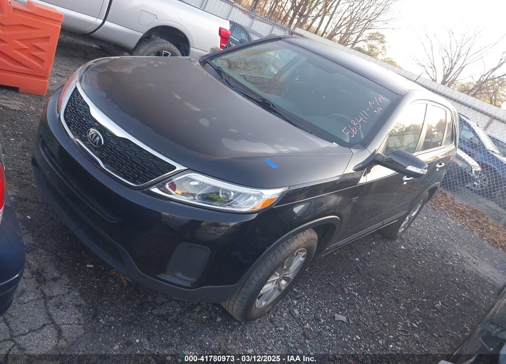 2015 KIA SORENTO VIN: 5XYKT3A67FG563411