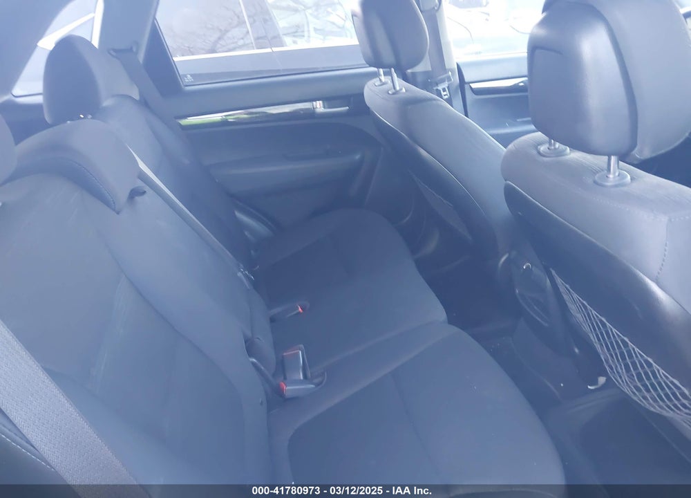 2015 KIA SORENTO VIN: 5XYKT3A67FG563411