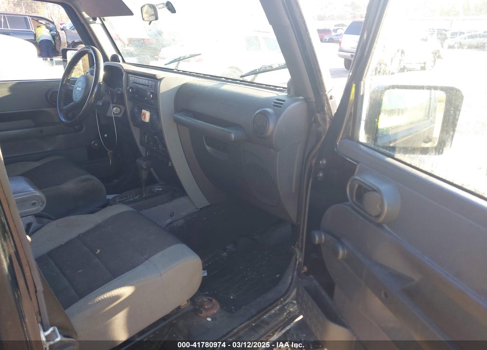 2007 JEEP WRANGLER UNLIMITED X VIN: 1J4GA39127L159095