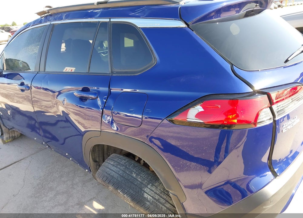 2022 TOYOTA COROLLA CROSS VIN: 7MUDAAAG8NV027585