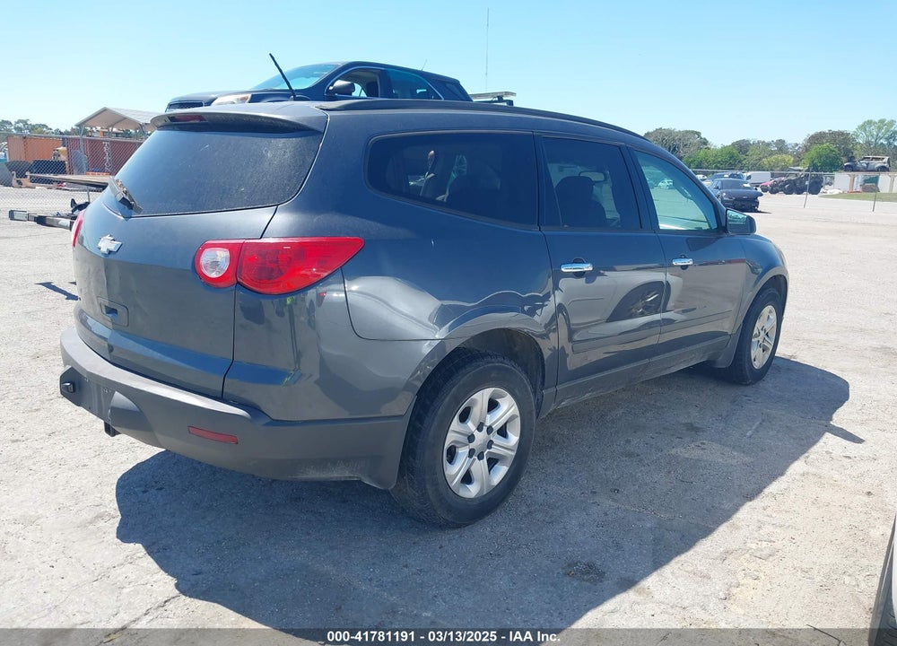 2011 CHEVROLET TRAVERSE VIN: 1GNKVFED2BJ379998