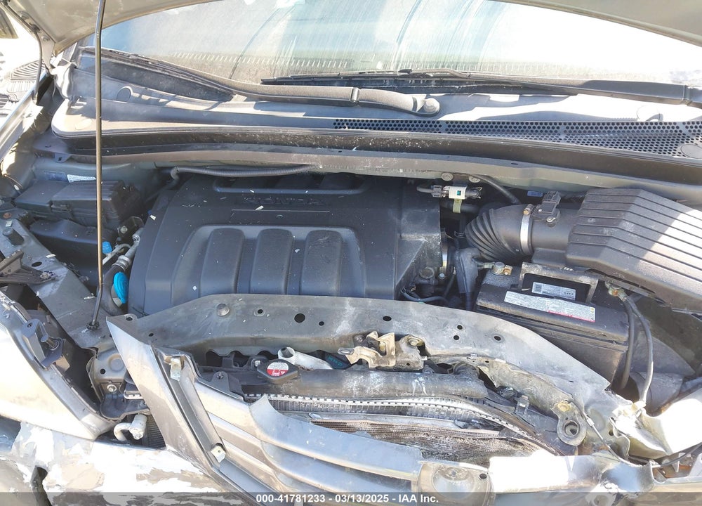 2010 HONDA ODYSSEY LX VIN: 5FNRL3H28AB090071