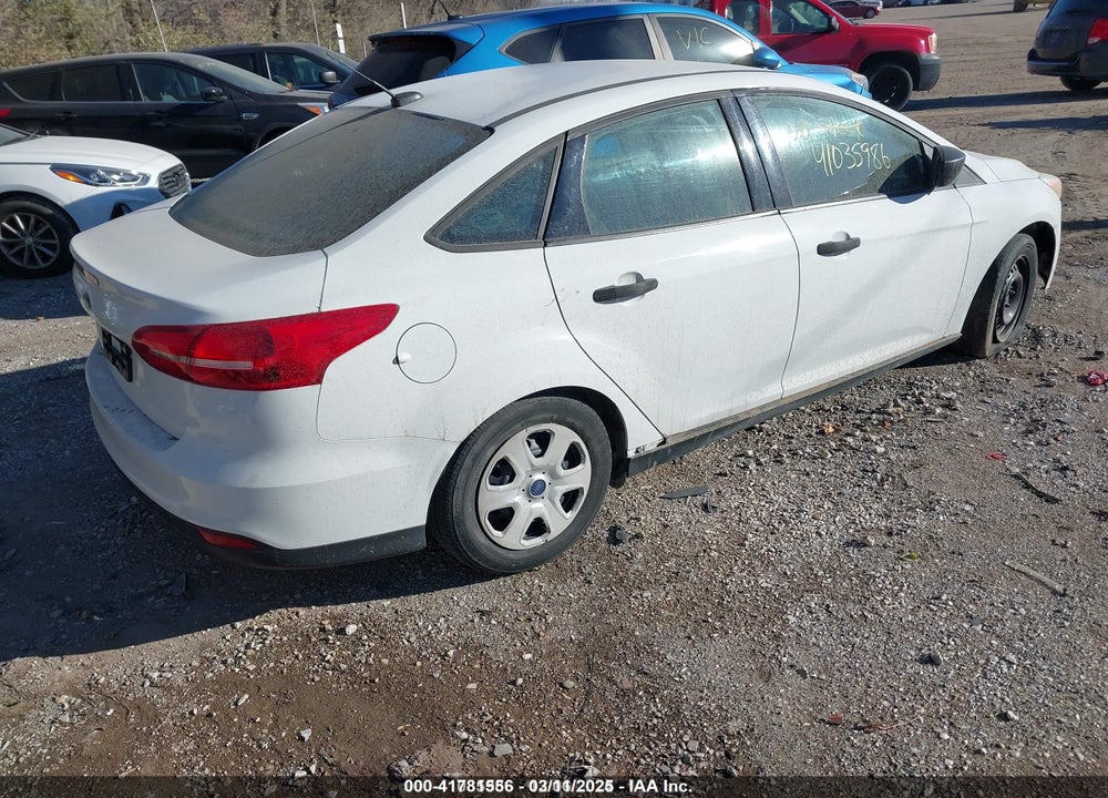2017 FORD FOCUS VIN: 1FADP3E27HL256886