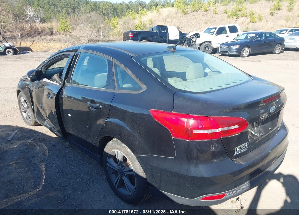 2017 FORD FOCUS VIN: 1FADP3FE2HL316131