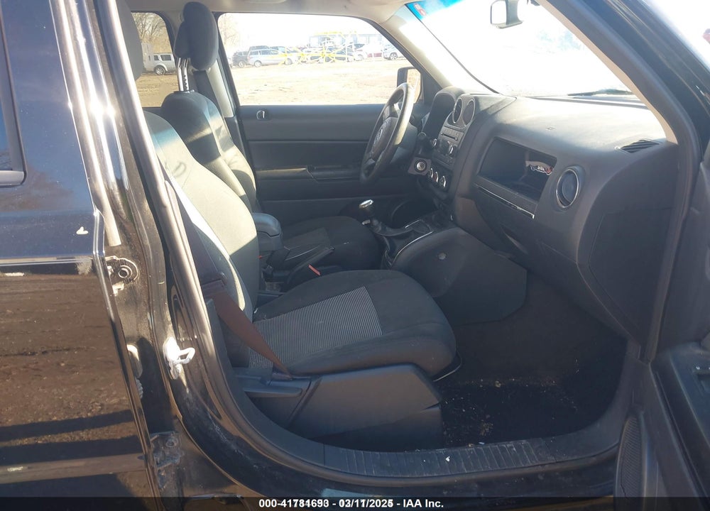 2016 JEEP PATRIOT VIN: 1C4NJPBA6GD575594