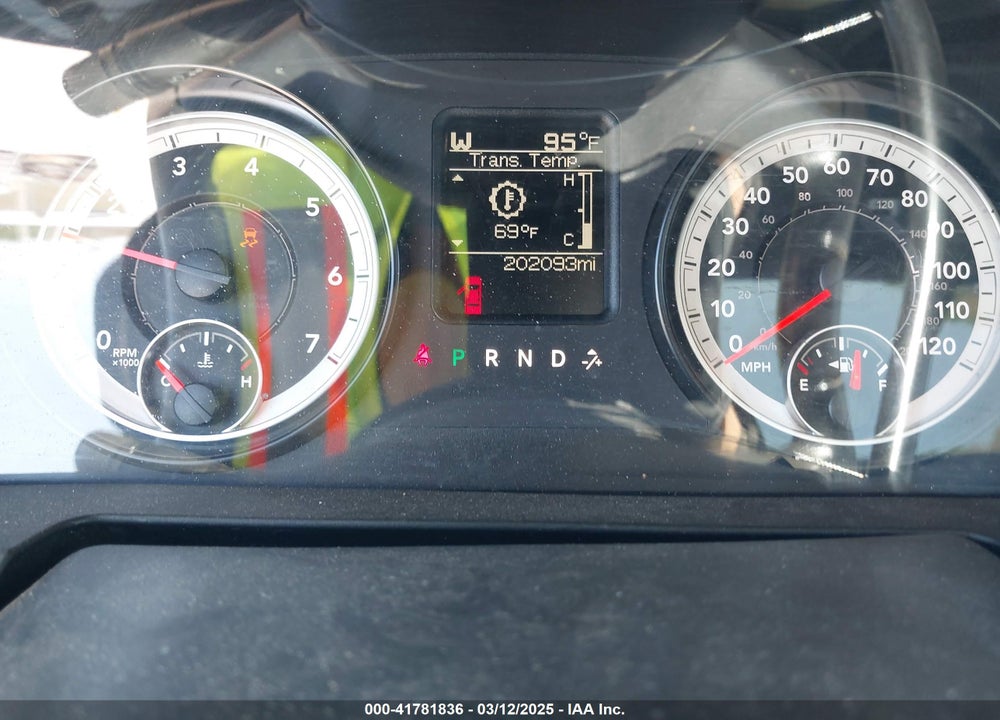 2015 RAM 2500 VIN: 3C6MR5AJ4FG663370