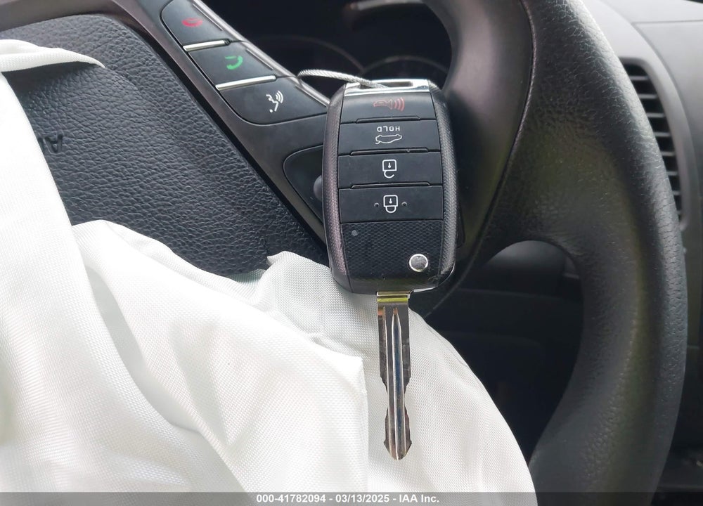 2015 KIA FORTE LX VIN: KNAFX4A64F5427531