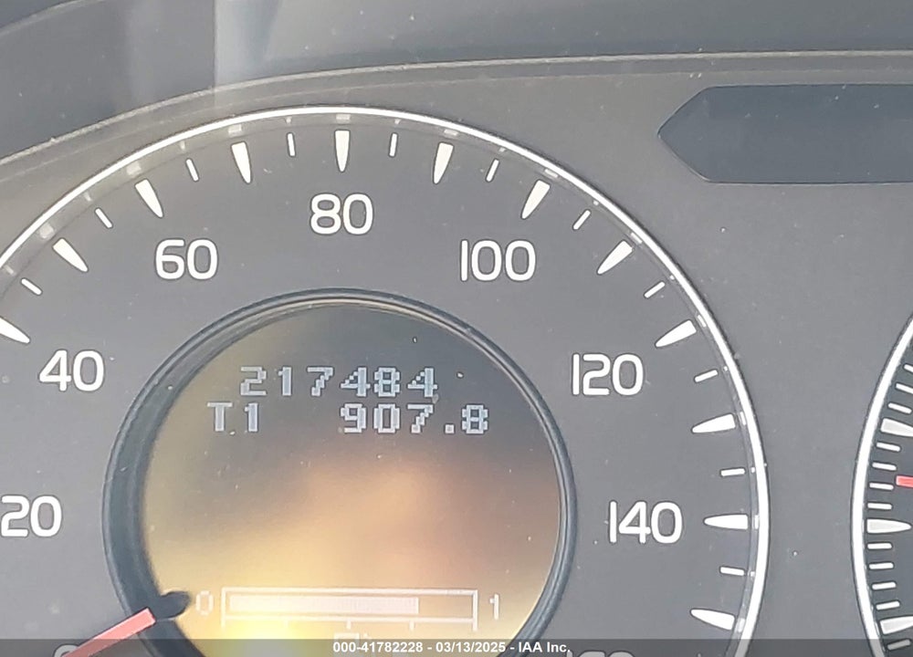 2008 VOLVO XC70 VIN: YV4BZ982381035076