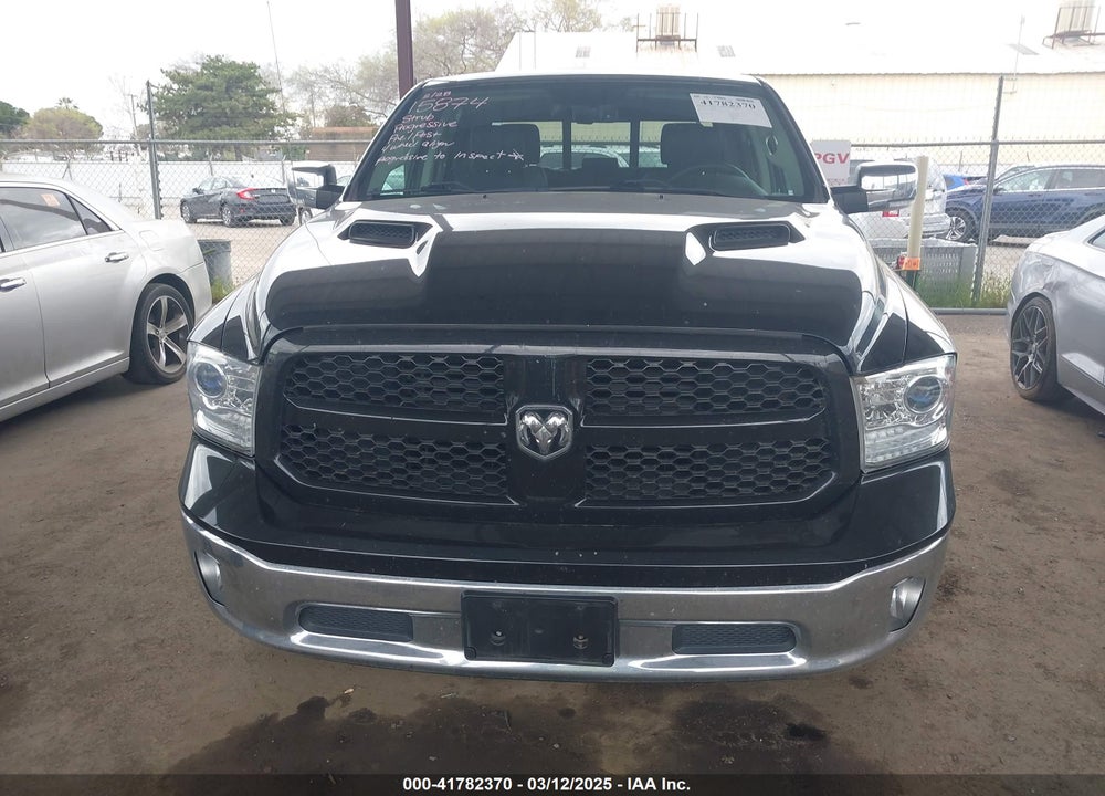 2017 RAM 1500 LAIE  4X4 5'7 BOX VIN: 1C6RR7NT0HS661236