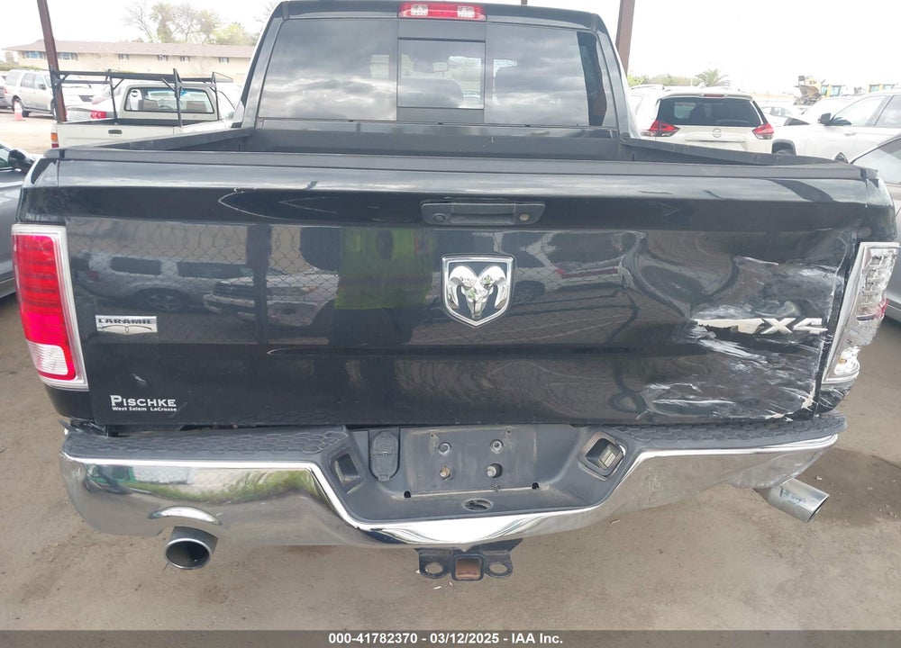 2017 RAM 1500 LAIE  4X4 5'7 BOX VIN: 1C6RR7NT0HS661236