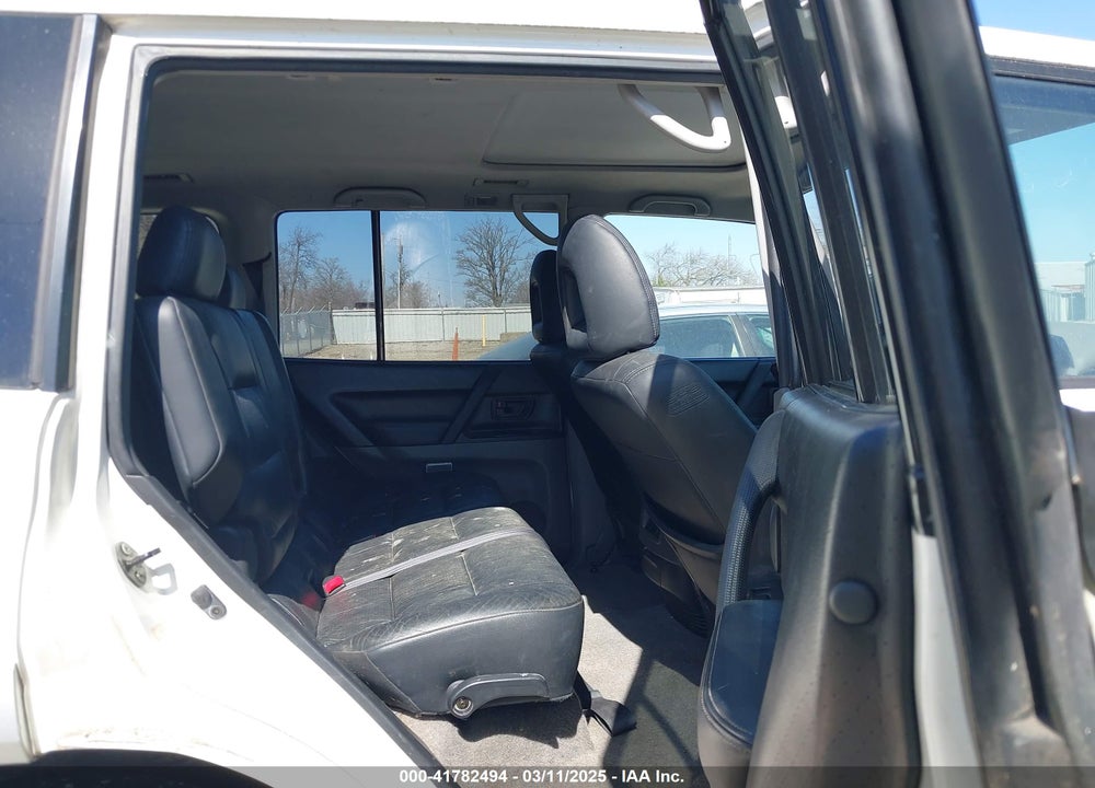 2001 MITSUBISHI MONTERO VIN: JA4MW51R91J031988