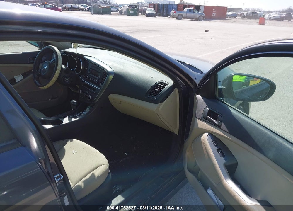 2015 KIA OPTIMA VIN: KNAGM4A7XF5636312